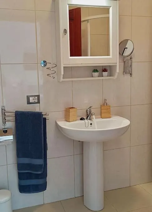 Bajamar - Estudio Comodo Con Terraza Y Wifi 0*, Bajamar (La Laguna) Spain
